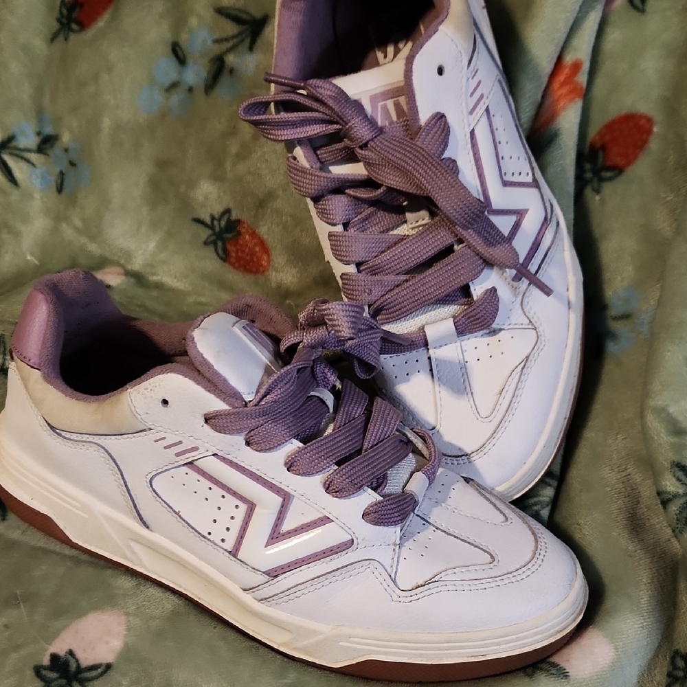 Vans Women's White and Purple Sneakers